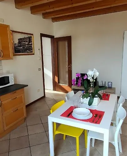 Alla Vecchia Scuola 3*